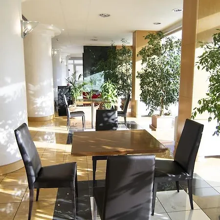 Hotel Cristal Coni