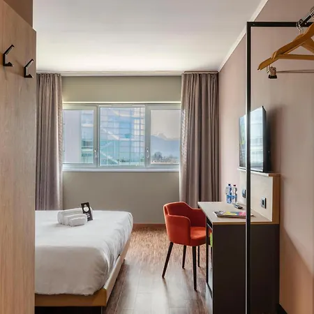 Hotel Cristal Coni