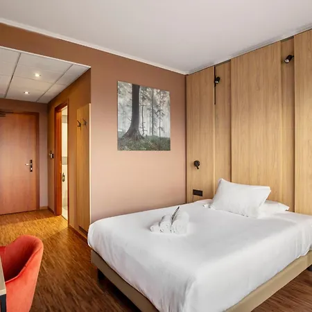 Cristal Hotel 3*