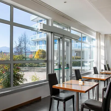 Cristal Hotel Coni