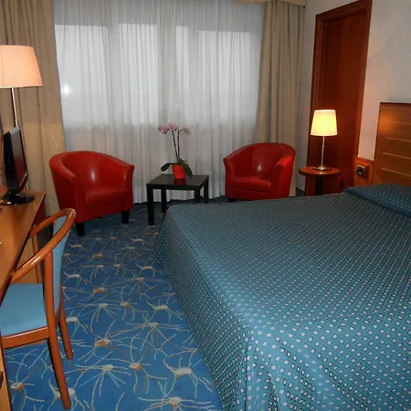 Cristal Hotel Coni